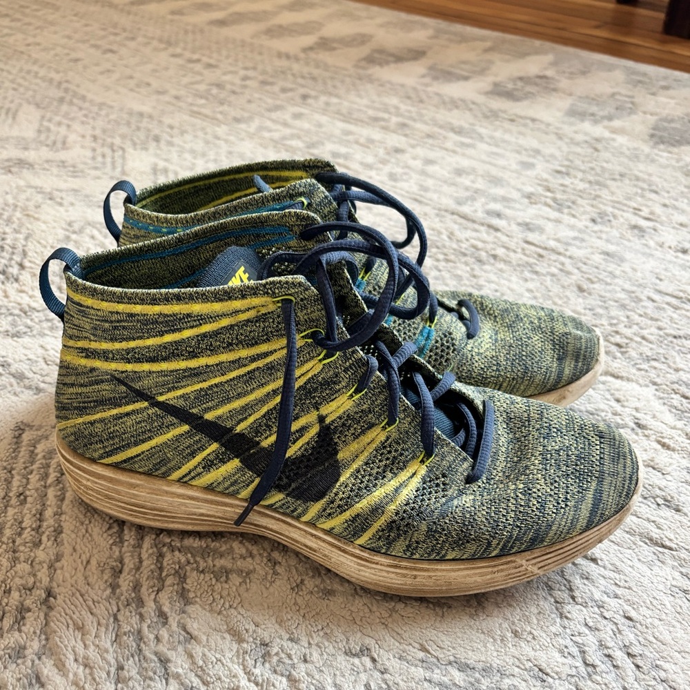 Nike Flyknit Lunar Chukka